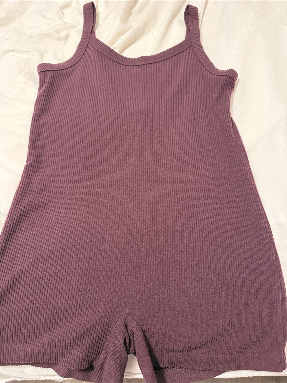Women’s American Eagle Size Large Romper selling for $8 brand new.